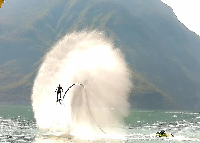 Ca Del Hébergement de vacances Castro (Lombardy)