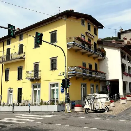 Ca Del Castro (Lombardy)